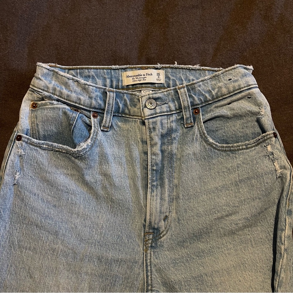 Abercrombie & Fitch Ultra High Rise Straight Jeans